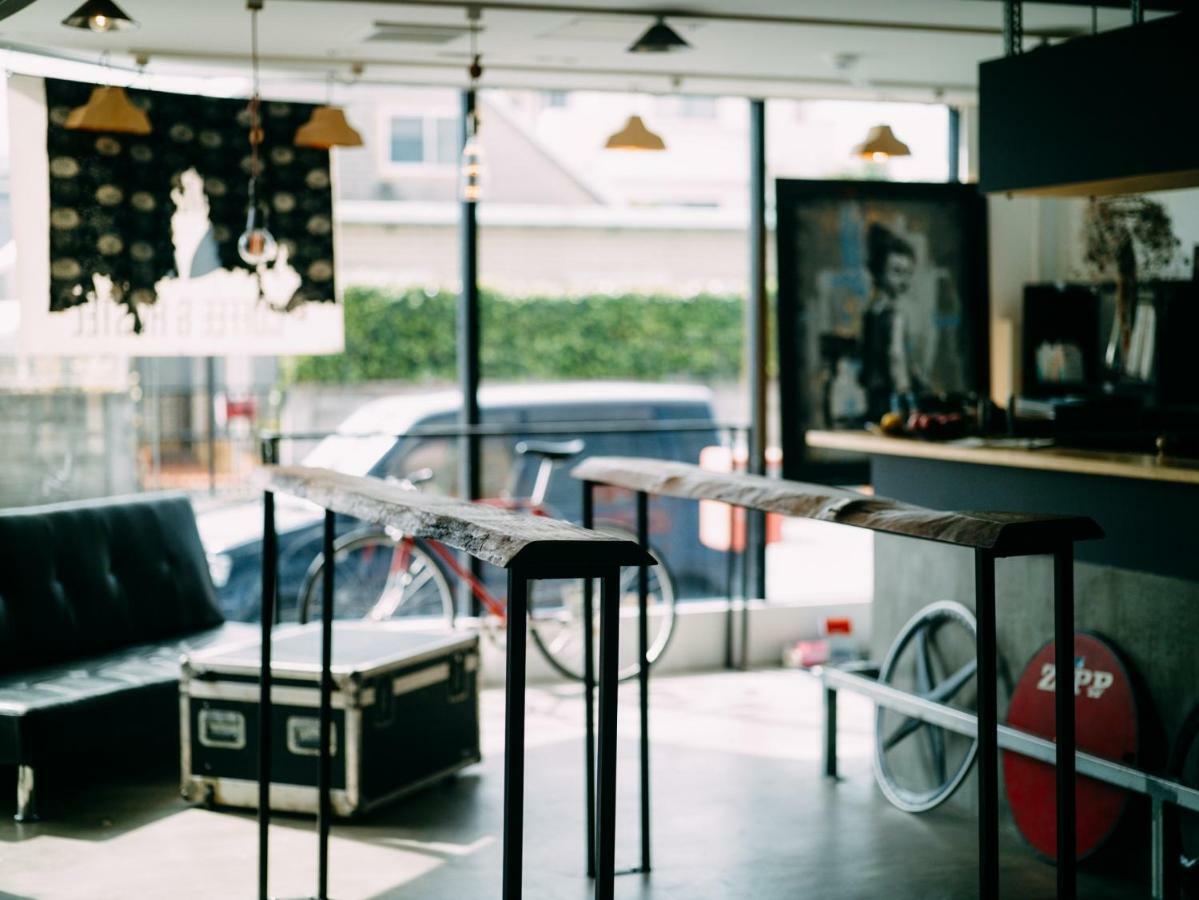 Aien Coffee & Hostel Тятан Экстерьер фото